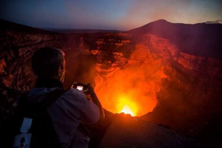 TOUR A NICARAGUA